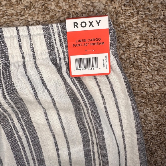 Roxy, Linen Blend Cargo Pants, NWT, Size M - Picture 8 of 9